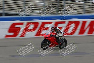 media/Oct-15-2022-Fastrack Riders (Sat) [[9a18b22502]]/Level4/Start Finish 900am/